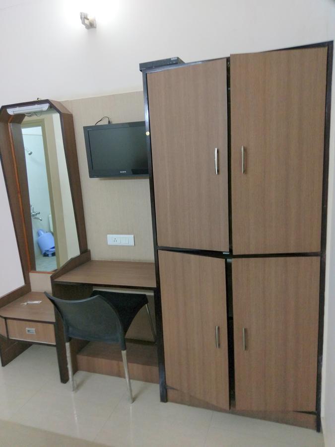 Banyan Tree Comforts Mysore Esterno foto